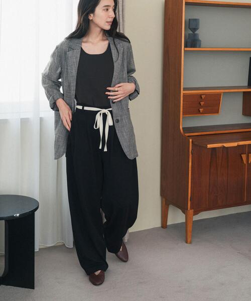 URBAN RESEARCH DOORS（アーバンリサーチドアーズ）の「ウエストリボンカットカーブパンツ（その他パンツ・レディース・ブラック/グレー系その他・MEDIUM/SMALL）」の4枚目の写真