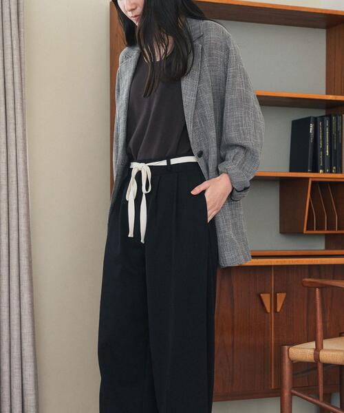URBAN RESEARCH DOORS（アーバンリサーチドアーズ）の「ウエストリボンカットカーブパンツ（その他パンツ・レディース・ブラック/グレー系その他・MEDIUM/SMALL）」の8枚目の写真