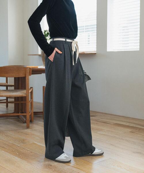 URBAN RESEARCH DOORS（アーバンリサーチドアーズ）の「ウエストリボンカットカーブパンツ（その他パンツ・レディース・ブラック/グレー系その他・MEDIUM/SMALL）」の13枚目の写真