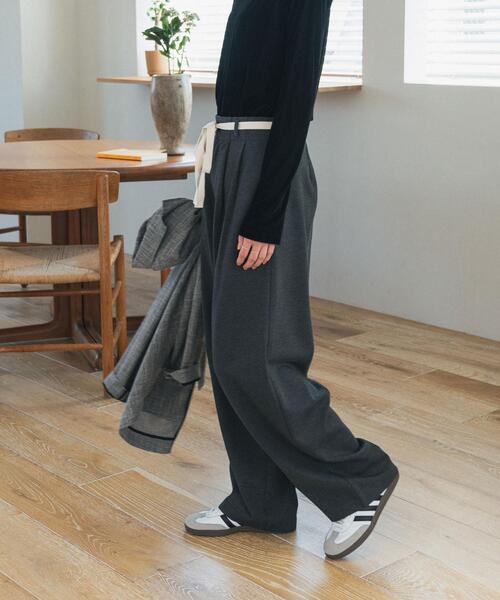 URBAN RESEARCH DOORS（アーバンリサーチドアーズ）の「ウエストリボンカットカーブパンツ（その他パンツ・レディース・ブラック/グレー系その他・MEDIUM/SMALL）」の17枚目の写真
