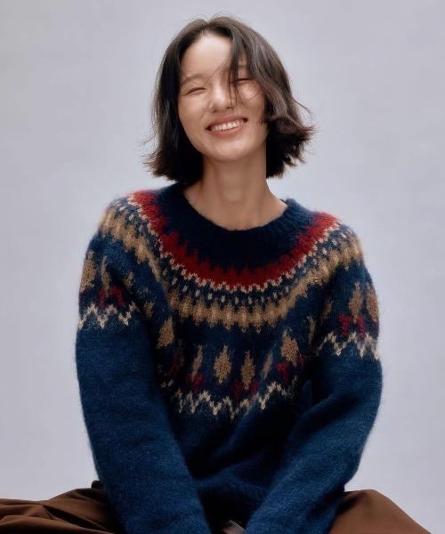 SHERU(シェル)の「レトロノルディック柄シャギーニット(ニット/セーター・レディース・グレー/ネイビー・M)」の11枚目の写真