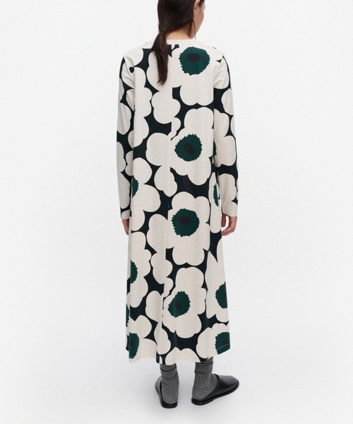 marimekko(マリメッコ)の「Hujanhajan Unikko / Dress(ワンピース・レディース・ホワイト×ブラック・X-SMALL/SMALL/MEDIUM/LARGE)」の2枚目の写真