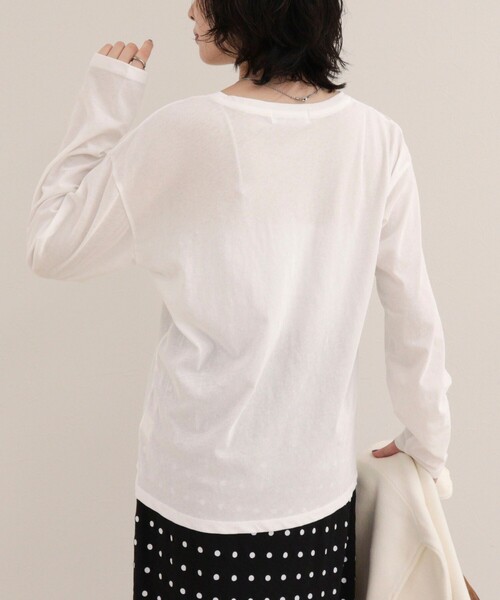 fredy emue(フレディエミュ)の「ロゴロンTシャツ(Tシャツ/カットソー・レディース・カーキ/ブラウン/オフホワイト・38)」の11枚目の写真