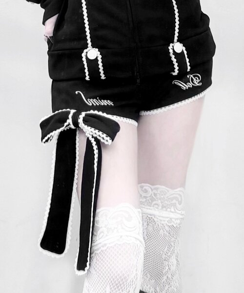 OLIVE des OLIVE(オリーブデオリーブ)の「【インフルエンサー企画】miko ribbon short pants(その他パンツ・レディース・ピンク/ブラック・FREE)」の2枚目の写真