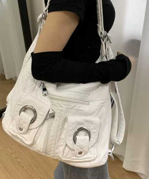 lulufa（ルルファ）の「メタルリングマルチポケット2WAYショルダーバッグ（ショルダーバッグ・レディース・ホワイト/ブラック・FREE）」の12枚目の写真