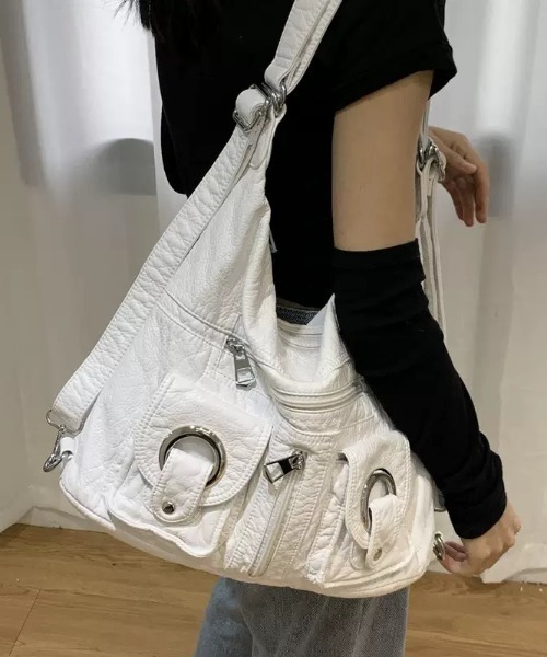 lulufa（ルルファ）の「メタルリングマルチポケット2WAYショルダーバッグ（ショルダーバッグ・レディース・ホワイト/ブラック・FREE）」の14枚目の写真