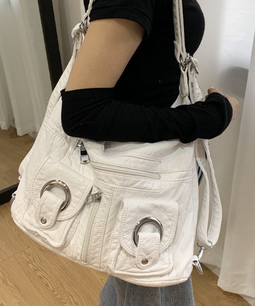 lulufa（ルルファ）の「メタルリングマルチポケット2WAYショルダーバッグ（ショルダーバッグ・レディース・ホワイト/ブラック・FREE）」の18枚目の写真