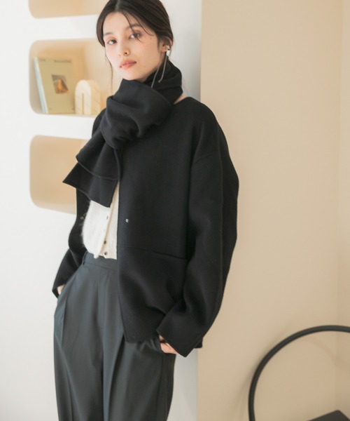 URBAN RESEARCH ROSSO WOMEN(アーバンリサーチ ロッソ)の「カシミヤビーバーストール付ノーカラーコート(その他アウター・レディース・ブラック/キャメル・FREE)」の2枚目の写真