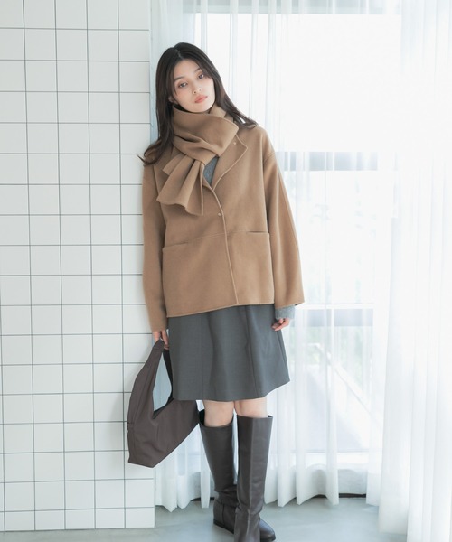URBAN RESEARCH ROSSO WOMEN(アーバンリサーチ ロッソ)の「カシミヤビーバーストール付ノーカラーコート(その他アウター・レディース・ブラック/キャメル・FREE)」の22枚目の写真