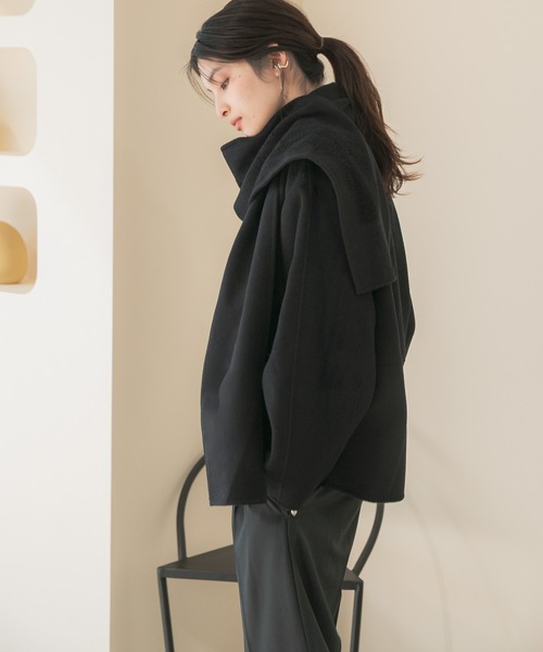 URBAN RESEARCH ROSSO WOMEN(アーバンリサーチ ロッソ)の「カシミヤビーバーストール付ノーカラーコート(その他アウター・レディース・ブラック/キャメル・FREE)」の15枚目の写真