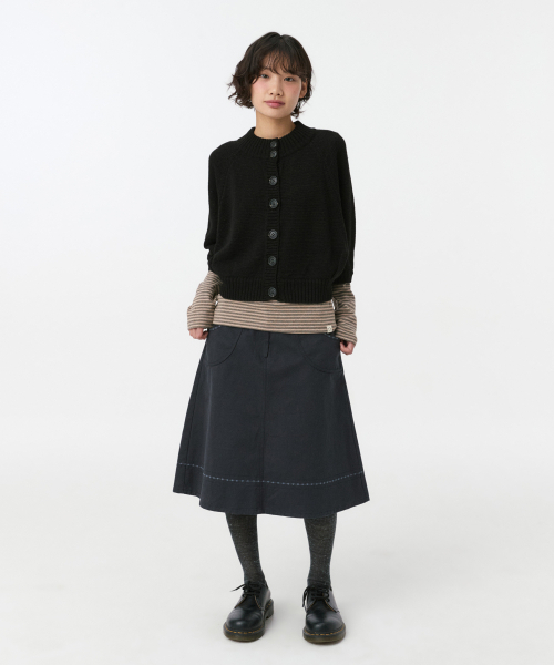 OHESHIO（オヘシオ）の「刺繍入りポケットAラインスカート ネイビー（スカート・レディース・その他・SMALL/MEDIUM）」の6枚目の写真