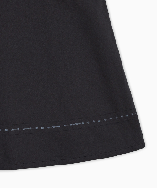 OHESHIO（オヘシオ）の「刺繍入りポケットAラインスカート ネイビー（スカート・レディース・その他・SMALL/MEDIUM）」の11枚目の写真