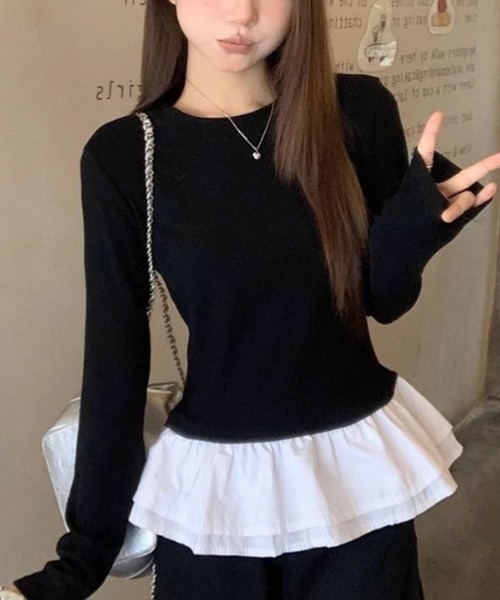 Silly(シリー)の「【1枚でレイヤード見え♪】ドッキングフリルペプラムトップス(Tシャツ/カットソー・レディース・ブラック×ホワイト/ホワイト×ホワイト・FREE)」の1枚目の写真