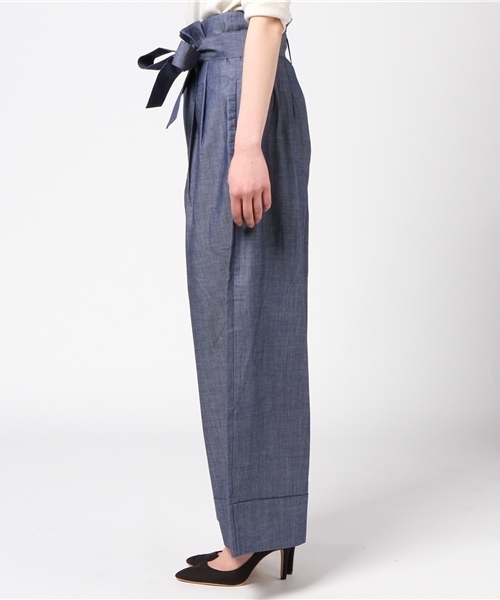 COLONY 2139（コロニートゥーワンスリーナイン）の「ライトデニム裾ターンバックワイドパンツ（デニムパンツ・レディース・ブルー/ネイビー・MEDIUM/SMALL）」の4枚目の写真