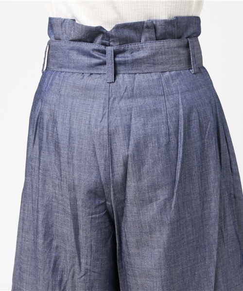 COLONY 2139（コロニートゥーワンスリーナイン）の「ライトデニム裾ターンバックワイドパンツ（デニムパンツ・レディース・ブルー/ネイビー・MEDIUM/SMALL）」の7枚目の写真