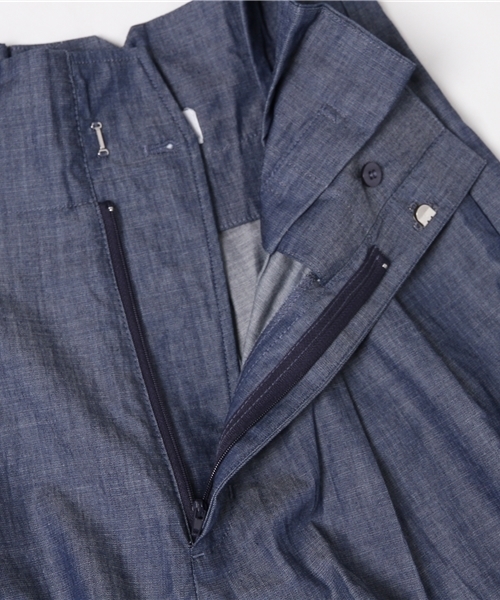 COLONY 2139（コロニートゥーワンスリーナイン）の「ライトデニム裾ターンバックワイドパンツ（デニムパンツ・レディース・ブルー/ネイビー・MEDIUM/SMALL）」の10枚目の写真