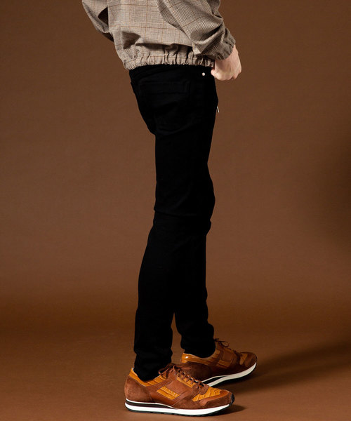 UNITED TOKYO(ユナイテッドトウキョウ)の「ツインパワーストレッチスキニーデニム(デニムパンツ・メンズ・ブラック/インディゴブルー・2/1/3)」の7枚目の写真