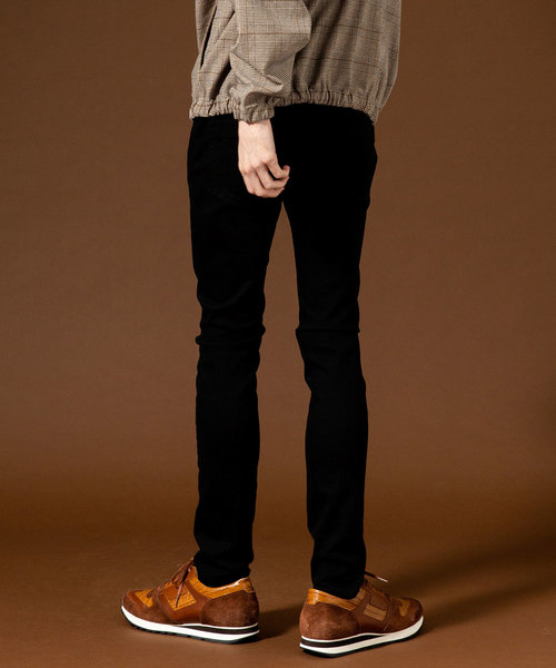 UNITED TOKYO(ユナイテッドトウキョウ)の「ツインパワーストレッチスキニーデニム(デニムパンツ・メンズ・ブラック/インディゴブルー・2/1/3)」の6枚目の写真