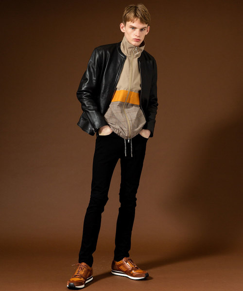 UNITED TOKYO(ユナイテッドトウキョウ)の「ツインパワーストレッチスキニーデニム(デニムパンツ・メンズ・ブラック/インディゴブルー・2/1/3)」の4枚目の写真