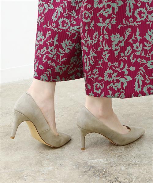 ADAM ET ROPE'（アダムエロペ）の「【18SS新色登場】ボロネーゼパンプス（パンプス・レディース・ライトグレー/ブラック/ベージュ系その他/ピンク系その他/ブルー系その他6・22.5cm/23.5cm/24.5cm/22.0cm/23.0cm/24.0cm/25.0cm）」の2枚目の写真