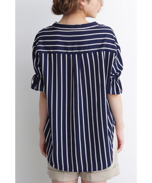 FREE'S MART（フリーズマート）の「キャンディースリーブＶネックシャツ（シャツ/ブラウス・レディース・ホワイト/ホワイト系その他/ベージュ/ダークネイビー・FREE）」の9枚目の写真