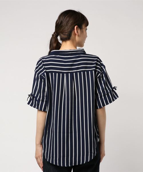 FREE'S MART（フリーズマート）の「キャンディースリーブＶネックシャツ（シャツ/ブラウス・レディース・ホワイト/ホワイト系その他/ベージュ/ダークネイビー・FREE）」の7枚目の写真