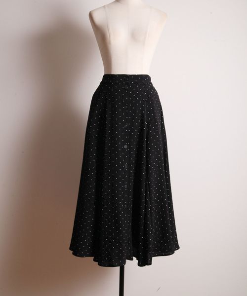 tocco closet(トッコ クローゼット)の「前ボタンドットプリントボリュームマキシスカート(スカート・レディース・ブラック/オフホワイト・M)」の9枚目の写真