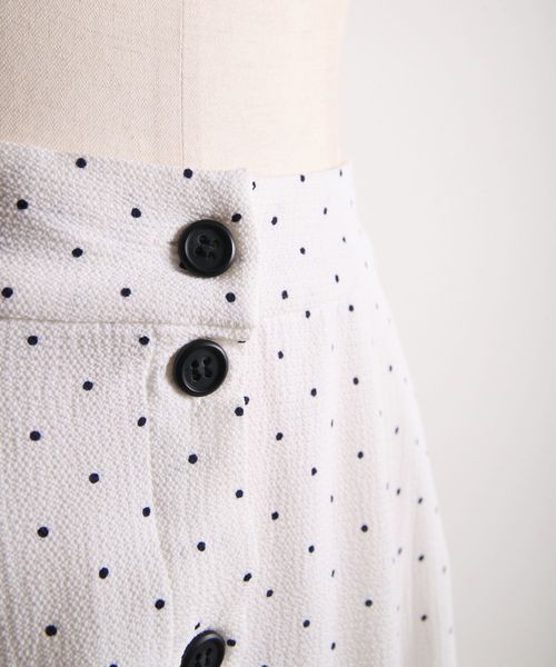 tocco closet(トッコ クローゼット)の「前ボタンドットプリントボリュームマキシスカート(スカート・レディース・ブラック/オフホワイト・M)」の15枚目の写真