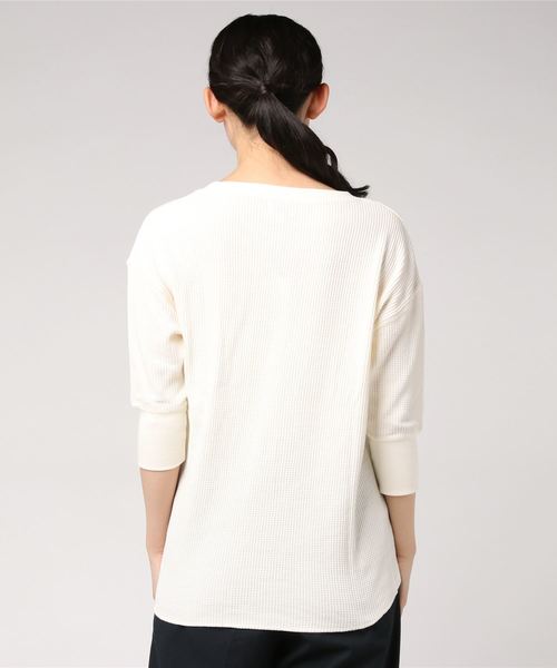 LAKOLE（ラコレ）の「TCワッフル7分袖プルオーバー / LAKOLE（Tシャツ/カットソー・レディース・ブラック/ブラウン/レッド/オフホワイト/グリーン/ブラウン系その他・SMALL/MEDIUM）」の8枚目の写真