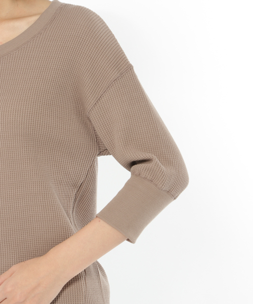 LAKOLE（ラコレ）の「TCワッフル7分袖プルオーバー / LAKOLE（Tシャツ/カットソー・レディース・ブラック/ブラウン/レッド/オフホワイト/グリーン/ブラウン系その他・SMALL/MEDIUM）」の19枚目の写真