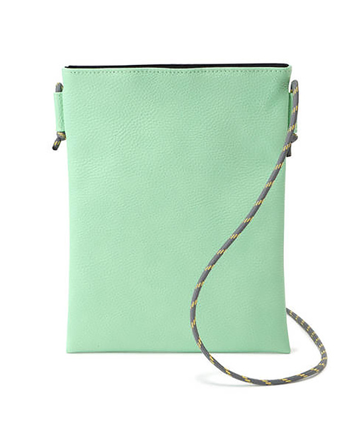 FREE'S MART（フリーズマート）の「ロープサコッシュ（ショルダーバッグ・レディース・ブラック/ベージュ/ライトグリーン・ﾌﾘ-）」の9枚目の写真