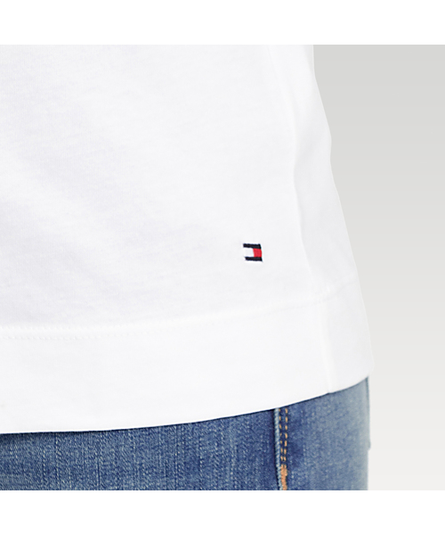 TOMMY HILFIGER（トミーヒルフィガー）の「ベーシックロゴTシャツ（Tシャツ/カットソー・レディース・ホワイト/ネイビー/グレー/レッド・SMALL/MEDIUM/LARGE）」の8枚目の写真
