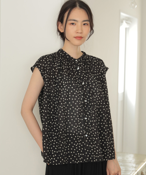 AMERICAN HOLIC（アメリカンホリック）の「ショルダーギャザーフレンチスリーブブラウス＊（シャツ/ブラウス・レディース・ブラック/オフホワイト/ピンク/ターコイズブルー/その他14/ブルー系その他/ストライプ/その他5/ドット・M/L）」の8枚目の写真