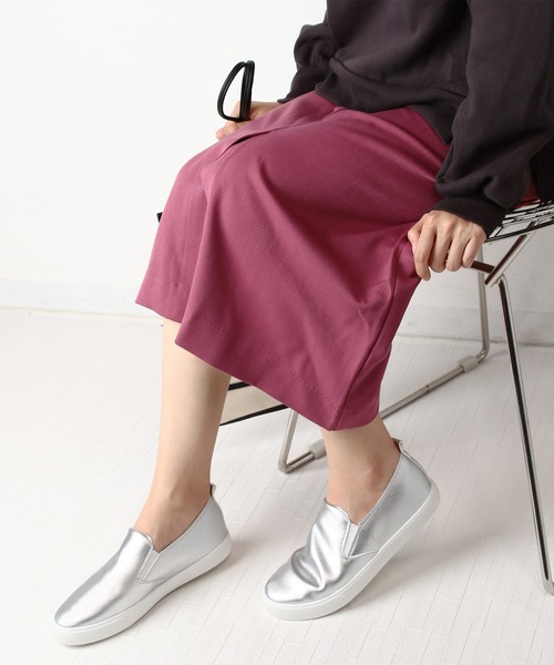LUGG NAGG(ラグナグ)の「ソフト素材スリッポン(スリッポン・レディース・ホワイト系その他/シルバー/ブロンズ/ブラック系その他/ブラック/シルバー系その他/ホワイト・23.0cm/23.5cm/24.0cm/24.5cm/L/LL/M/S)」の11枚目の写真