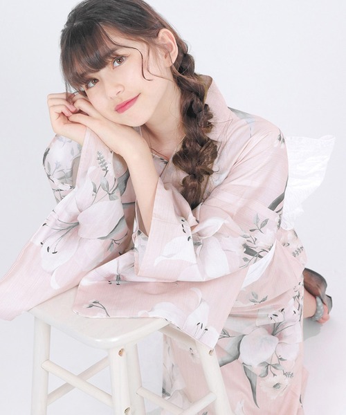 KYOETSU（キョウエツ）の「浴衣 女の子 子供 3点セット( 浴衣 + 帯 + 下駄 ) レトロB（浴衣・キッズ・ホワイト系その他/ピンク系その他/オレンジ系その他/ホワイト系その他2/ブルー系その他4/ブルー系その他6/ピンク系その他2/レッド系その他2/オレンジ系その他3/オレンジ系その他4/レッド系その他/ブルー系その他5/オレンジ系その他2/ブルー系その他2/ブルー系その他3/ブルー系その他/その他2/その他1/その他6/その他7/その他4/その他5/その他3・130/150/140）」の21枚目の写真