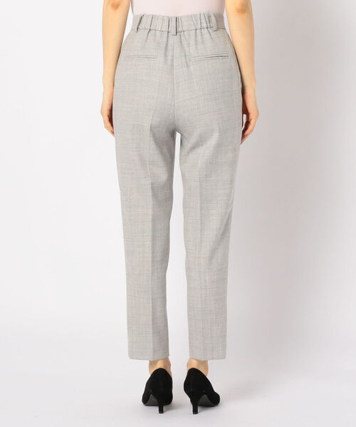 NOLLEY’S Sophi（ノーリーズソフィ）の「[新色追加]サキソニーパンツ（その他パンツ・レディース・ライトグレー/ネイビー/オフホワイト/キャメル/ブラック・40/38/36/34）」の18枚目の写真