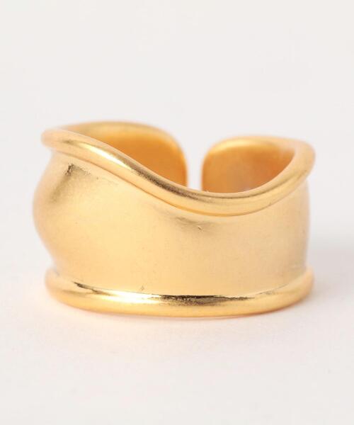 BEAUTY&YOUTH UNITED ARROWS（ビューティーアンドユースユナイテッドアローズ）の「BY カーブビッグリング（リング・レディース・シルバー/ゴールド・FREE）」の4枚目の写真