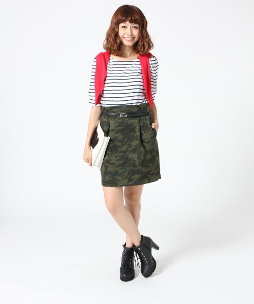 Heather（ヘザー）の「ベルトツキCコクーンスカート　549571（スカート・レディース・アイボリー/グリーン系その他/カーキ/ブラック・MEDIUM/SMALL）」の17枚目の写真