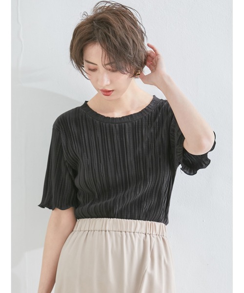 fifth(フィフス)の「細プリーツグロッシーブラウス(シャツ/ブラウス・レディース・ブラック/ホワイト/ライトカーキ・MEDIUM)」の3枚目の写真