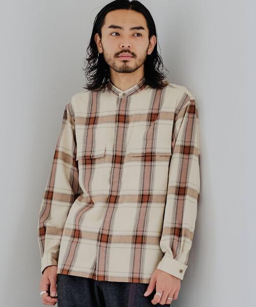 green label relaxing(グリーンレーベルリラクシング)の「SC テクノネル ミリタリー バンドカラー チェック 長袖 シャツ(シャツ/ブラウス・メンズ・ベージュ/オリーブ・X-LARGE/SMALL/LARGE/MEDIUM)」の1枚目の写真