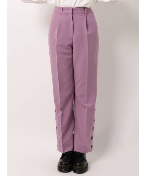 jouetie（ジュエティ）の「ヘムボタンスリットパンツ（スラックス・レディース・ブラック/パープル/オレンジ/グリーン/アイボリー・MEDIUM）」の18枚目の写真