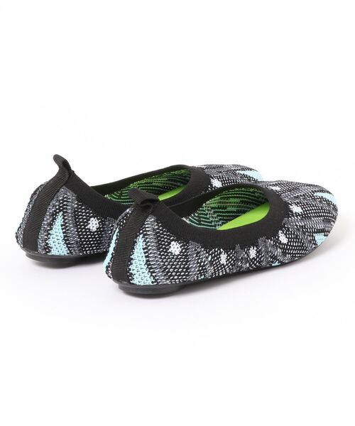 チチカカ（チチカカ）の「幾何スムースニットフラットシューズ（パンプス・レディース・ベージュ/グレー/ピンク・MEDIUM/LARGE）」の16枚目の写真