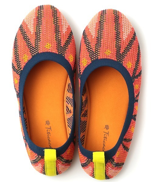 チチカカ（チチカカ）の「幾何スムースニットフラットシューズ（パンプス・レディース・ベージュ/グレー/ピンク・MEDIUM/LARGE）」の10枚目の写真