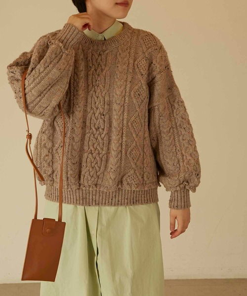 ANGIE（アンジー）の「RE リメイククロップドアランニット（ニット/セーター・レディース・ベージュ/アイボリー・FREE）」の9枚目の写真