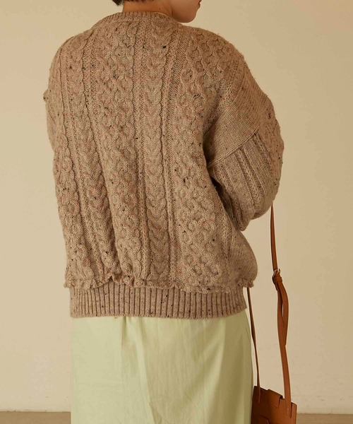 ANGIE（アンジー）の「RE リメイククロップドアランニット（ニット/セーター・レディース・ベージュ/アイボリー・FREE）」の12枚目の写真