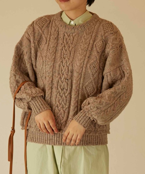 ANGIE（アンジー）の「RE リメイククロップドアランニット（ニット/セーター・レディース・ベージュ/アイボリー・FREE）」の15枚目の写真