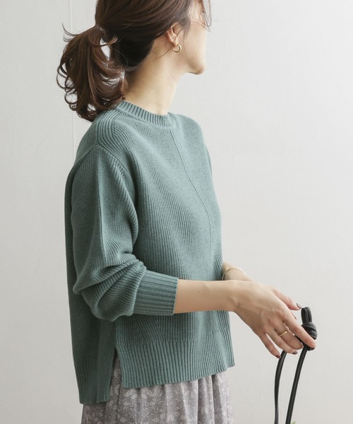 美品　アーバンリサーチ　春カラー23AW　クルーネック裾フレアニット♪ セール】MIXカラーVネックニット（ニット/セーター）｜URBAN