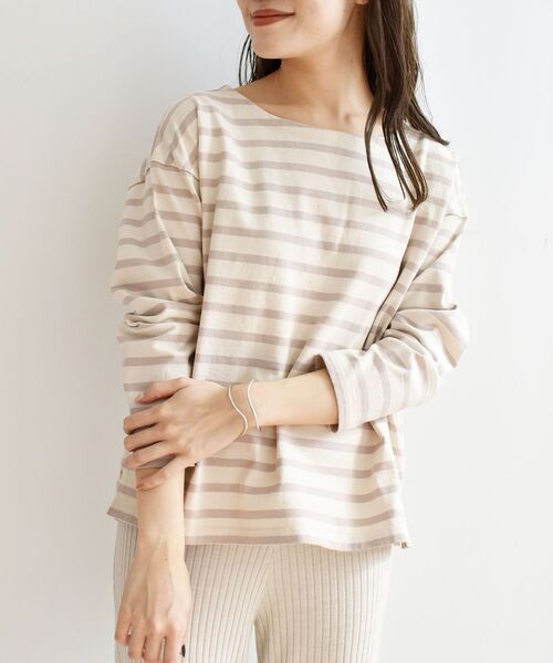 SHIPS Days（シップスデイズ）の「SHIPS Days STANDARD:バスクボーダーTee 21SS（Tシャツ/カットソー・レディース・ベージュ/ホワイト/ラベンダー・M～Ｌ/S～Ｍ）」の12枚目の写真