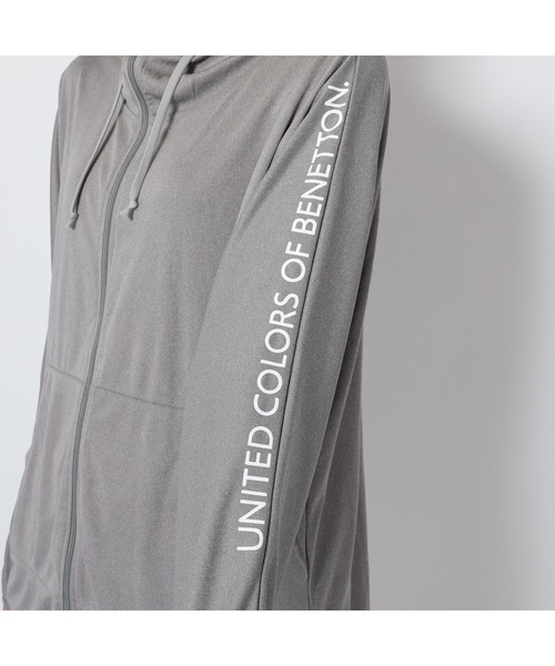 BENETTON (UNITED COLORS OF BENETTON)（ベネトンユナイテッドカラーズオブベネトン）の「【BENETTON / ベネトン】レディースUVフード付きラッシュガード / 水陸両用 フィットネス ジム アウトドア マリンレジャー UPF50+（ラッシュガード・レディース・ホワイト/ブラック/杢グレー・MEDIUM/LARGE/X-LARGE）」の19枚目の写真