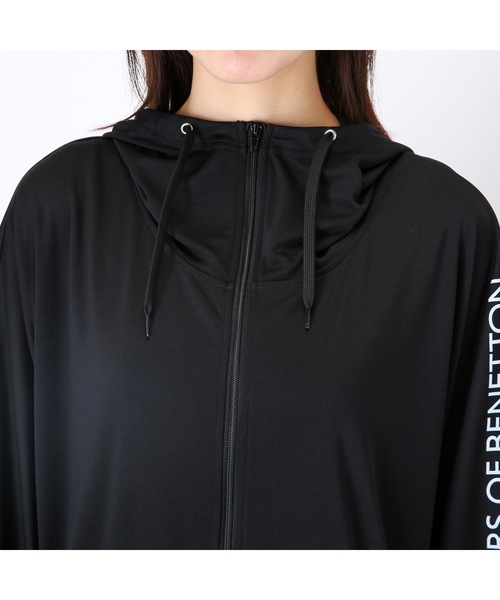 BENETTON (UNITED COLORS OF BENETTON)（ベネトンユナイテッドカラーズオブベネトン）の「【BENETTON / ベネトン】レディースUVフード付きラッシュガード / 水陸両用 フィットネス ジム アウトドア マリンレジャー UPF50+（ラッシュガード・レディース・ホワイト/ブラック/杢グレー・MEDIUM/LARGE/X-LARGE）」の14枚目の写真
